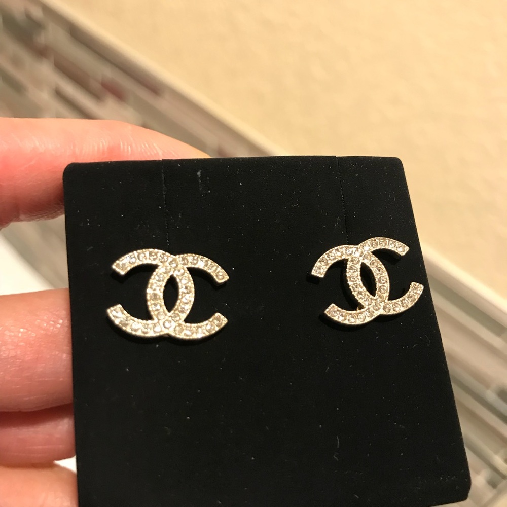 SOLD Chanel crystal CC earrings - Picture 1 of 7